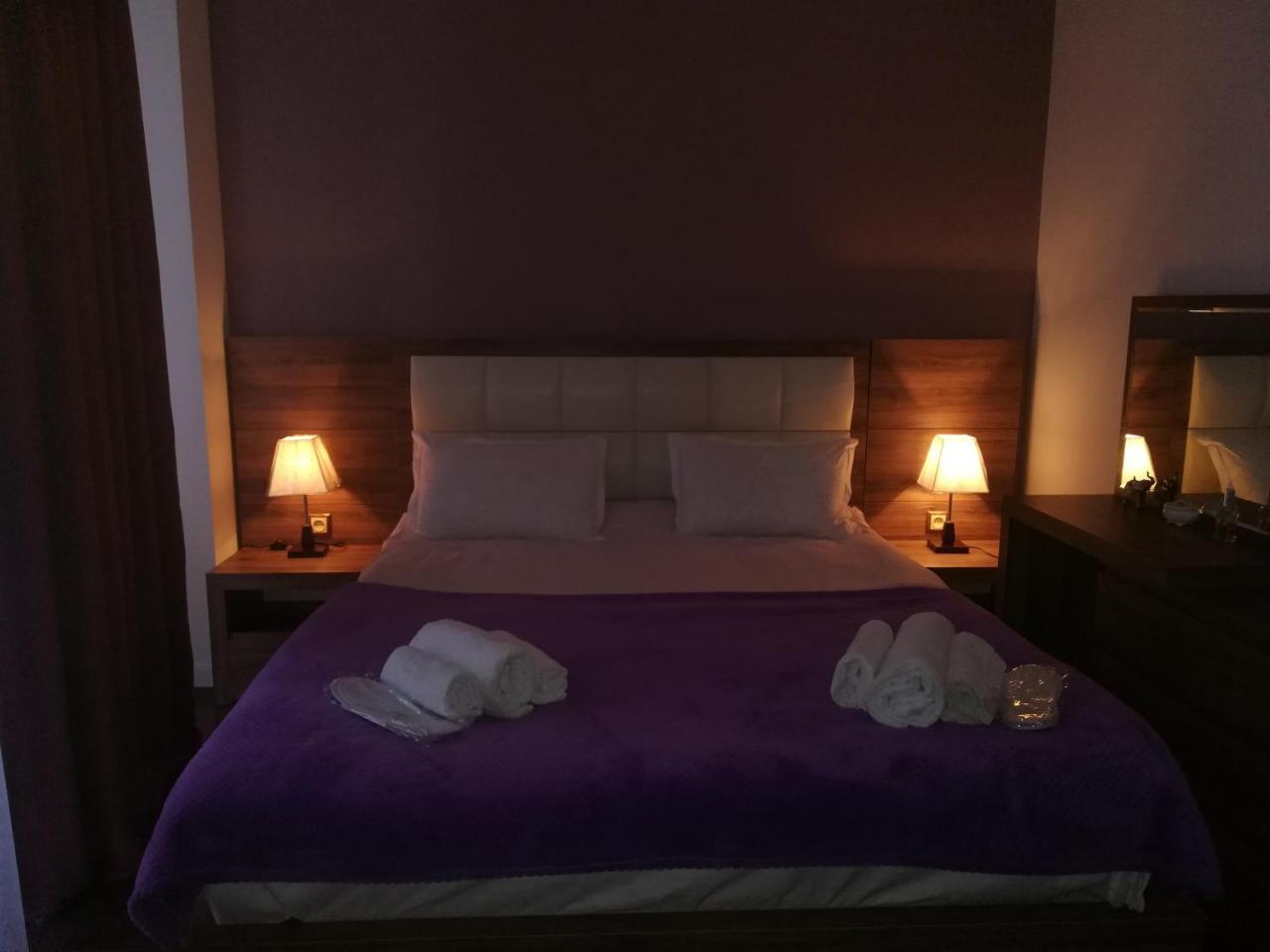 Ikas Apartment Тбилиси Екстериор снимка
